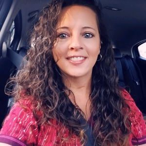 Meet your Posher, Janel